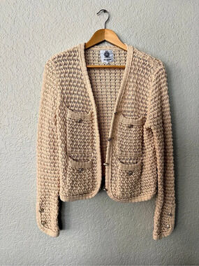 ellandemm Knit Cardigan in Beige Size Medium with gold buttons